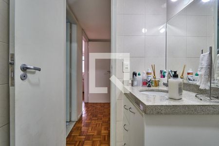 Apartamento à venda com 145m², 3 quartos e 1 vaga Apartamento à venda com 145m², 3 quartos e 1 vagaBanheiro Social