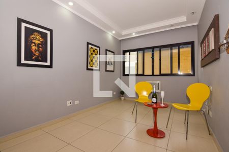 Sala de apartamento para alugar com 2 quartos, 73m² em Jardim Las Palmas, Guarujá