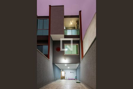 Casa à venda com 172m², 3 quartos e 3 vagasFachada 