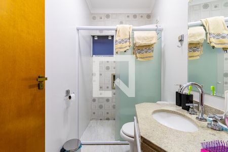Casa à venda com 172m², 3 quartos e 3 vagasBanheiro suíte 3