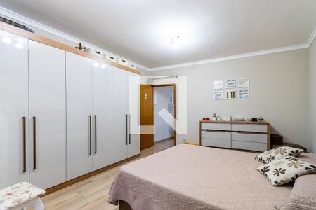 Casa à venda com 172m², 3 quartos e 3 vagasSuíte 1
