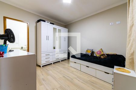 Casa à venda com 172m², 3 quartos e 3 vagasSuíte 2