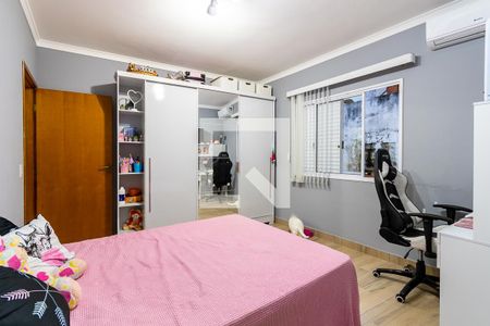 Casa à venda com 172m², 3 quartos e 3 vagasSuíte 3