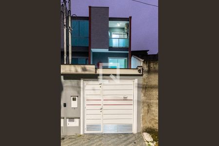 Casa à venda com 172m², 3 quartos e 3 vagasFachada 