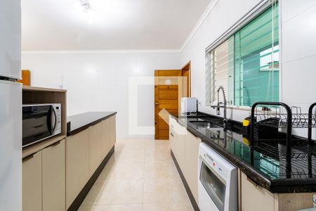 Casa à venda com 172m², 3 quartos e 3 vagasCozinha 
