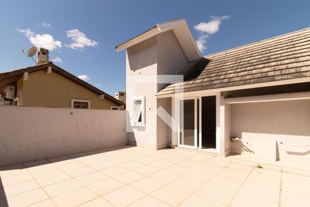 Casa de condomínio à venda com 241m², 3 quartos e 2 vagas Casa de condomínio à venda com 241m², 3 quartos e 2 vagasTerraço