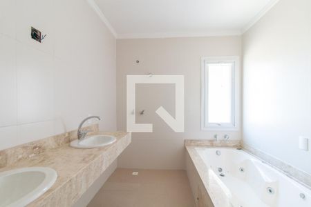 Casa de condomínio à venda com 241m², 3 quartos e 2 vagas Casa de condomínio à venda com 241m², 3 quartos e 2 vagasBanheiro da Suíte 1