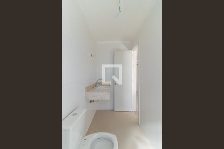 Casa de condomínio à venda com 241m², 3 quartos e 2 vagas Casa de condomínio à venda com 241m², 3 quartos e 2 vagasBanheiro da Suíte 2