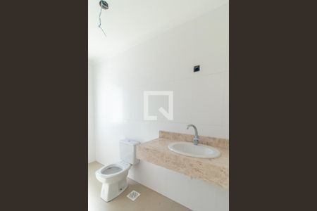 Casa de condomínio à venda com 241m², 3 quartos e 2 vagas Casa de condomínio à venda com 241m², 3 quartos e 2 vagasBanheiro da Suíte 2