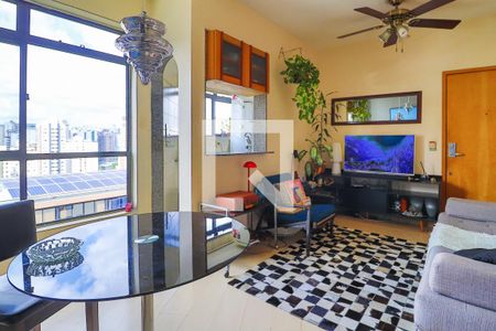 Sala de kitnet/studio para alugar com 1 quarto, 39m² em Lourdes, Belo Horizonte