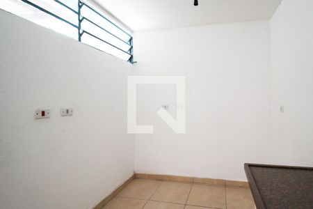 Casa à venda com 140m², 2 quartos e 4 vagas Casa à venda com 140m², 2 quartos e 4 vagasozinha