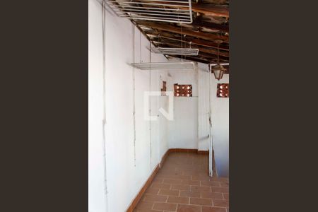 Casa à venda com 300m², 5 quartos e sem vaga Casa à venda com 300m², 5 quartos e sem vagaÁrea de Serviço 2