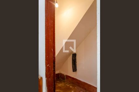 Casa à venda com 300m², 5 quartos e sem vaga Casa à venda com 300m², 5 quartos e sem vagaDespensa