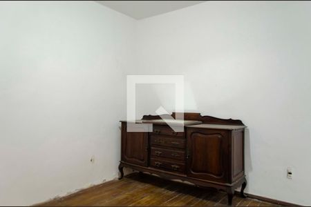 Casa à venda com 300m², 5 quartos e sem vaga Casa à venda com 300m², 5 quartos e sem vagaSala de Estar