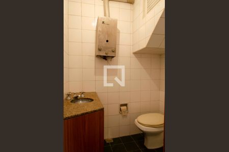 Casa à venda com 300m², 5 quartos e sem vaga Casa à venda com 300m², 5 quartos e sem vagaBanheiro da Suíte