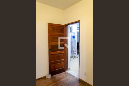 Casa à venda com 300m², 5 quartos e sem vaga Casa à venda com 300m², 5 quartos e sem vagaQuarto 2