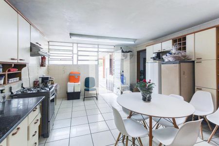 Casa à venda com 526m², 4 quartos e 5 vagasCozinha