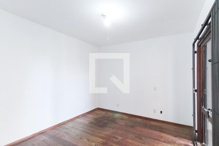 Casa à venda com 526m², 4 quartos e 5 vagasQuarto 2