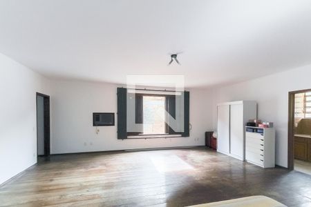 Casa à venda com 526m², 4 quartos e 5 vagasSuíte 2