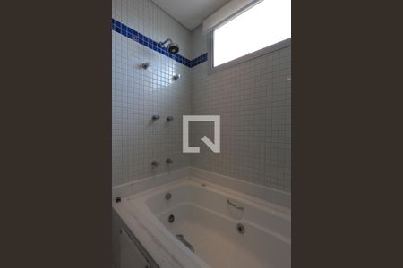 Apartamento à venda com 370m², 3 quartos e 5 vagasBanheiro da Suíte 3