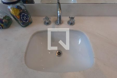 Apartamento à venda com 370m², 3 quartos e 5 vagasBanheiro da Suíte 3