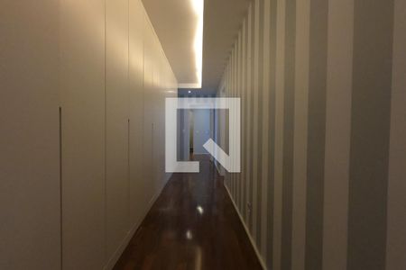 Apartamento à venda com 370m², 3 quartos e 5 vagasCorredro