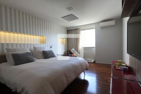 Apartamento à venda com 370m², 3 quartos e 5 vagasSuíte