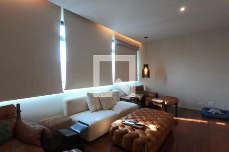 Sala TV de apartamento à venda com 3 quartos, 370m² em Real Parque, São Paulo