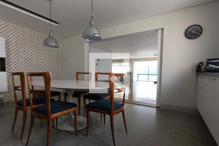 Apartamento à venda com 370m², 3 quartos e 5 vagasCopa