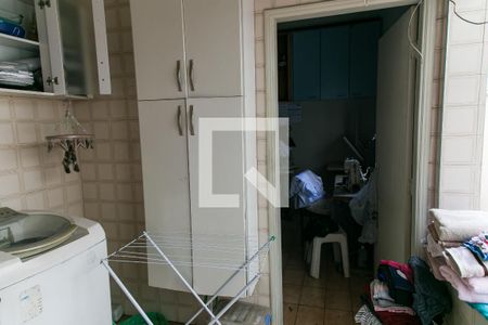 Casa à venda com 162m², 3 quartos e 2 vagasÁrea de Serviço