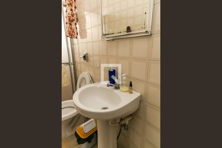 Casa à venda com 162m², 3 quartos e 2 vagasBanheiro 1