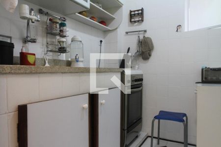 Apartamento à venda com 75m², 2 quartos e 1 vaga Apartamento à venda com 75m², 2 quartos e 1 vagaCozinha