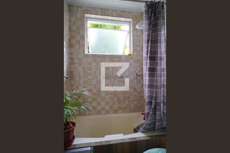 Apartamento para alugar com 76m², 2 quartos e sem vagaBanheiro