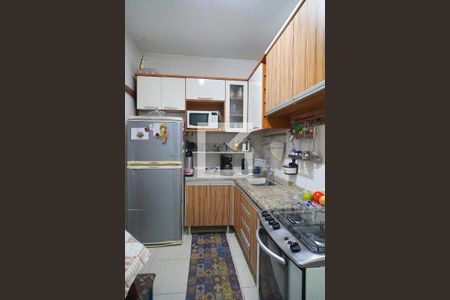 Apartamento para alugar com 76m², 2 quartos e sem vagaCozinha