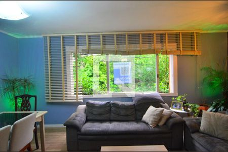 Sala de apartamento à venda com 3 quartos, 110m² em Centro, Canoas