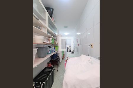 Apartamento à venda com 70m², 2 quartos e 1 vagaÁrea de Serviço