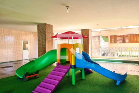 Apartamento à venda com 70m², 2 quartos e 1 vagaÁrea Comum - Playground