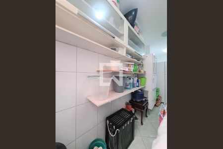 Apartamento à venda com 70m², 2 quartos e 1 vagaÁrea de Serviço