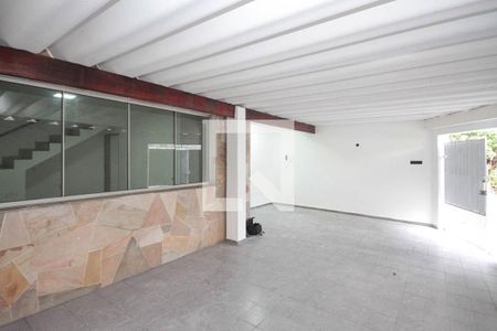 Casa à venda com 110m², 2 quartos e 3 vagasGaragem