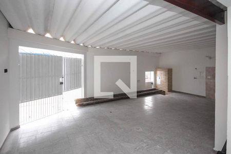 Casa à venda com 110m², 2 quartos e 3 vagasGaragem