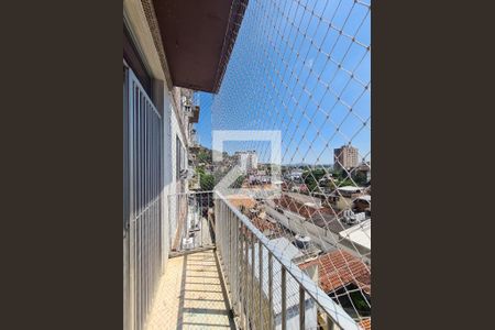 Apartamento à venda com 60m², 2 quartos e 1 vaga Apartamento à venda com 60m², 2 quartos e 1 vagaVaranda