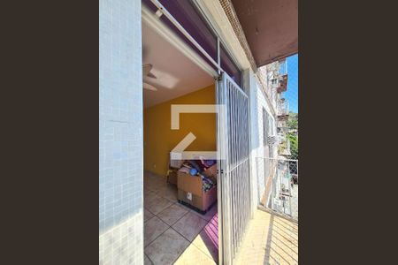 Apartamento à venda com 60m², 2 quartos e 1 vaga Apartamento à venda com 60m², 2 quartos e 1 vagaVaranda