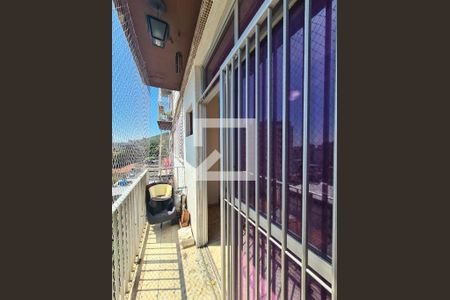 Apartamento à venda com 60m², 2 quartos e 1 vaga Apartamento à venda com 60m², 2 quartos e 1 vagaVaranda