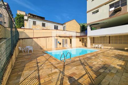 Apartamento à venda com 60m², 2 quartos e 1 vaga Apartamento à venda com 60m², 2 quartos e 1 vagaÁrea comum - Piscina