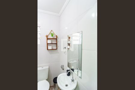 Casa à venda com 187m², 5 quartos e 2 vagasBanheiro do Salão de festas