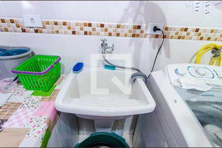 Casa à venda com 187m², 5 quartos e 2 vagasLavanderia