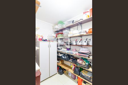 Casa à venda com 187m², 5 quartos e 2 vagasDispensa