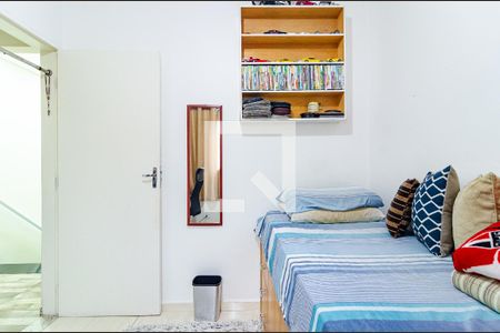 Casa à venda com 187m², 5 quartos e 2 vagasQuarto 2