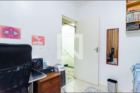 Casa à venda com 187m², 5 quartos e 2 vagasQuarto 2