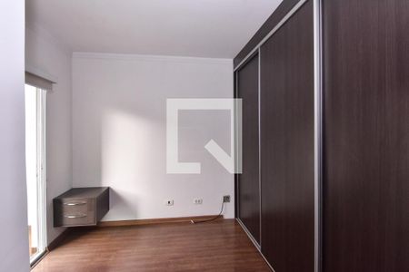 Casa à venda com 318m², 3 quartos e 4 vagas Casa à venda com 318m², 3 quartos e 4 vagasQuarto Suíte